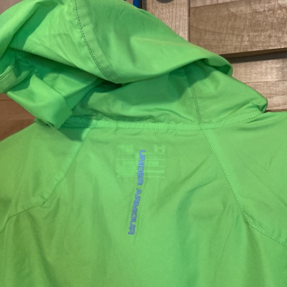 Under Armour jacket. Size small - Picture 5 of 6